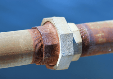 Tubo de metal roscado