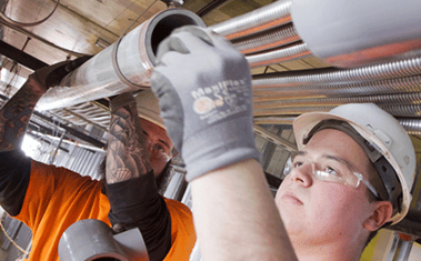 Instalação de tubo de CPVC Corzan®