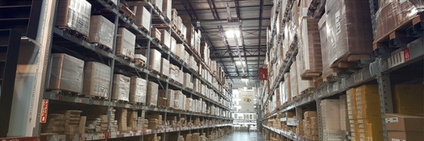 Quais produtos de construção são quimicamente compatíveis com o Corzan®?
